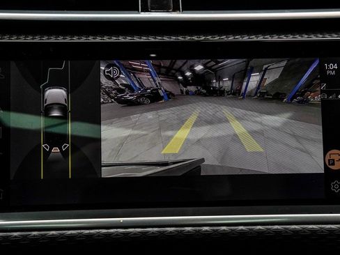 Used 2023 Land Rover Range Rover Velar R-Dynamic S image 29