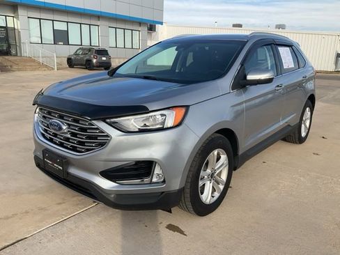 Used 2020 Ford Edge SEL image 40