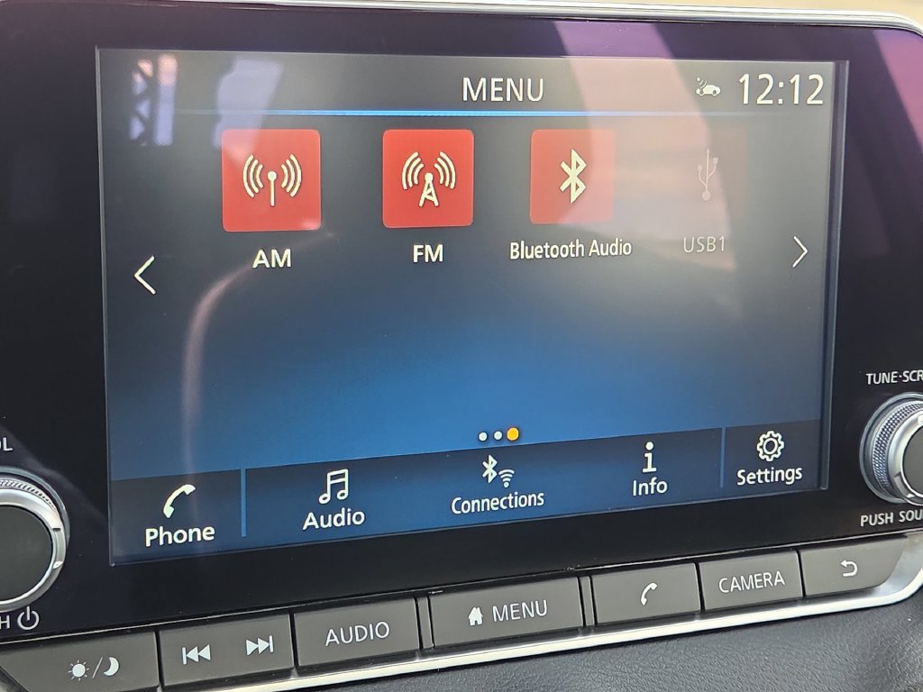 Used 2025 Nissan Sentra SV FWD image 19