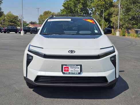Used 2026 Toyota bZ AWD/4WD image 38