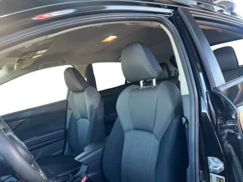 Used 2023 Subaru Crosstrek 2.0i image 10