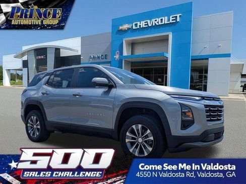 New 2026 Chevrolet Equinox LT w/ Convenience Package II FWD image 1