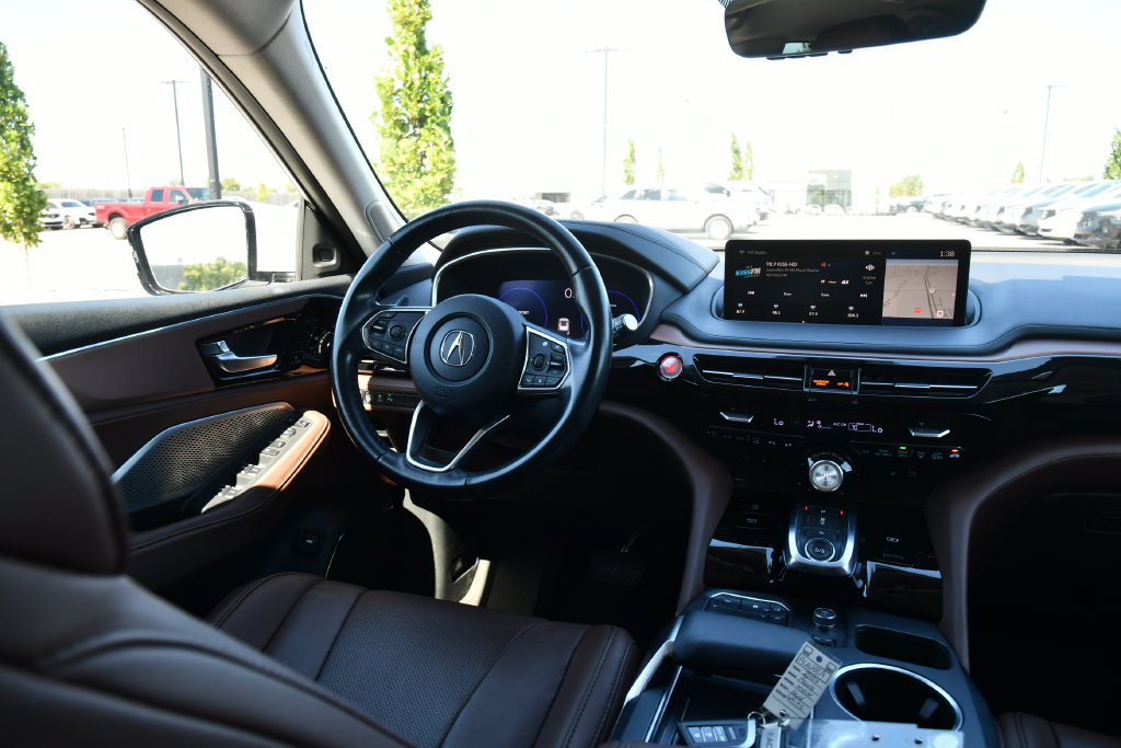 Used 2024 Acura MDX w/ Technology Package AWD/4WD image 30