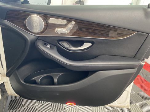 Used 2018 Mercedes-Benz GLC 300 4MATIC Coupe image 7