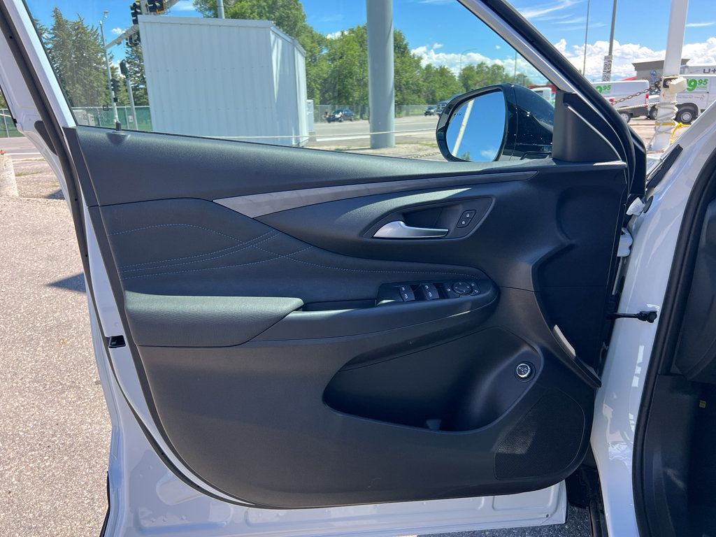 New 2026 Buick Envista Sport Touring w/ Convenience I Package FWD image 14