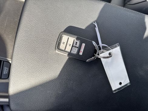 Used 2019 Honda Accord EX-L image 30