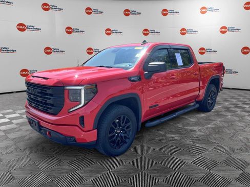 Used 2024 GMC Sierra 1500 Elevation w/ X31 Off-Road Package AWD/4WD image 3