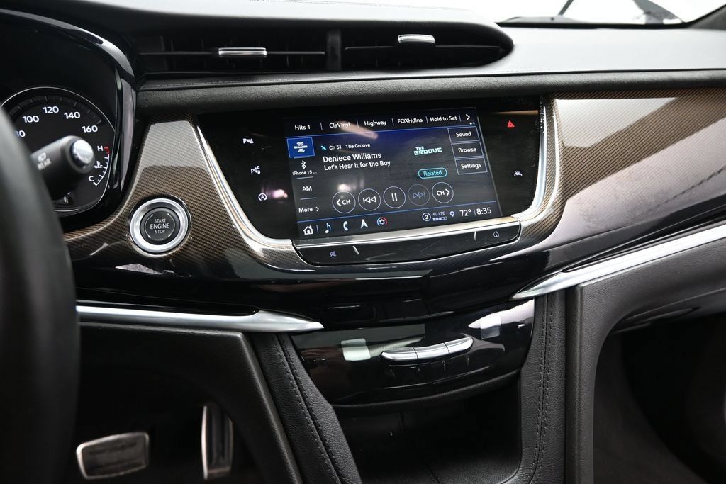 Used 2025 Cadillac XT6 Sport w/ Platinum Package AWD/4WD image 13