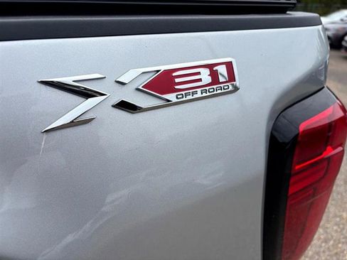 Used 2022 GMC Sierra 2500 SLE w/ SLE Value Package; image 55