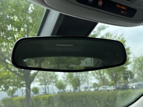 Used 2022 Chevrolet Malibu LT image 27