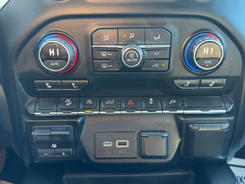 Used 2019 Chevrolet Silverado 1500 LT Trail Boss image 31