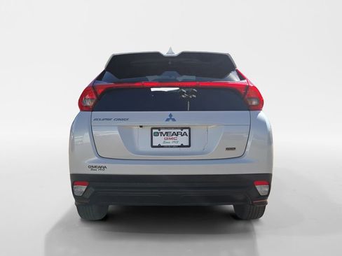 Used 2020 Mitsubishi Eclipse Cross LE FWD image 4