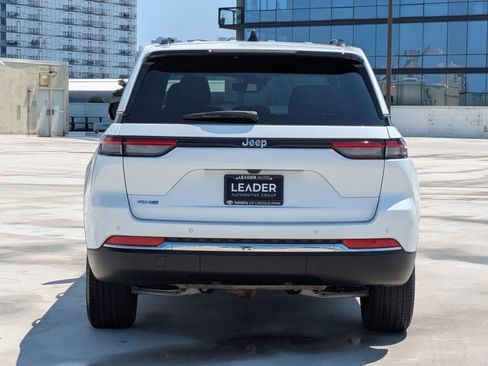 Used 2024 Jeep Grand Cherokee Limited 4xe image 6