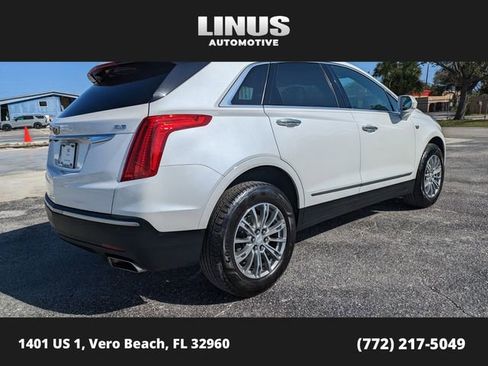 Used 2018 Cadillac XT5 Luxury w/ Driver Awareness Package image 4