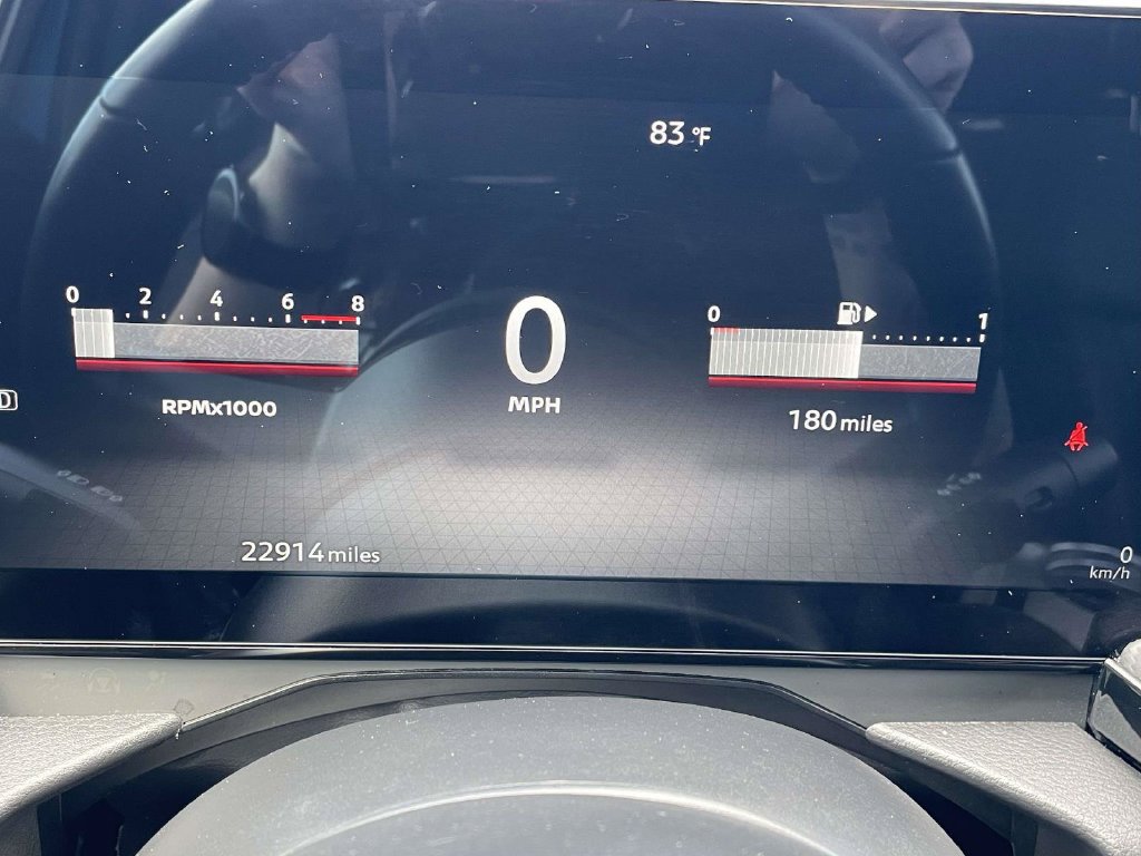 Used 2025 Nissan Kicks SR FWD image 21