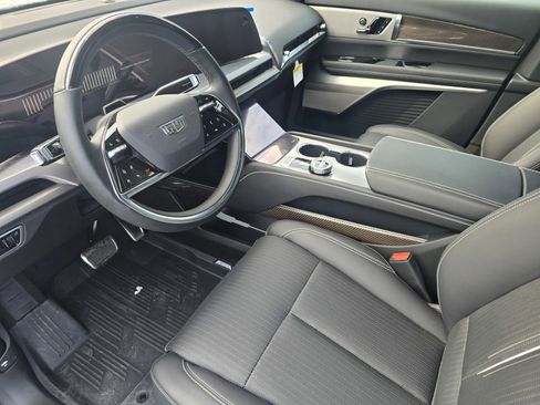 New 2026 Cadillac Vistiq Premium Luxury AWD/4WD image 22