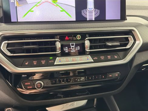 Certified 2022 BMW X4 xDrive30i w/ M Sport Package 2 image 16