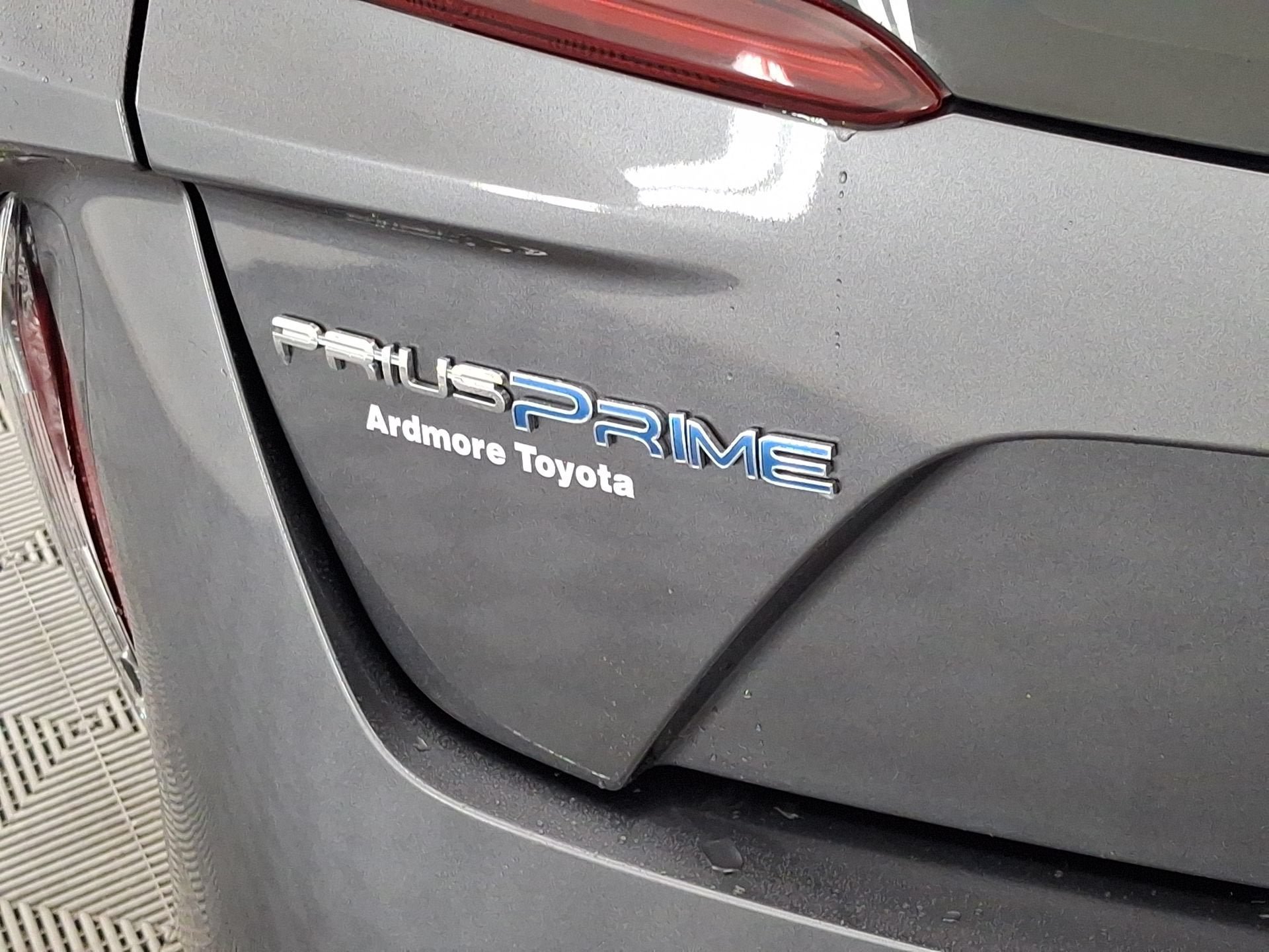 Used 2020 Toyota Prius Prime XLE FWD image 24