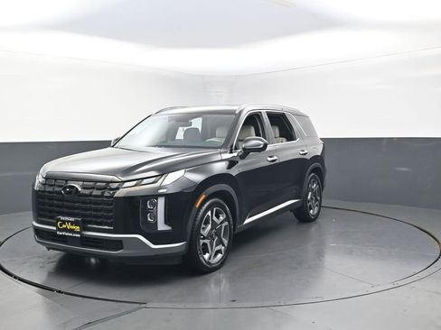 Used 2023 Hyundai Palisade Limited w/ Cargo Package FWD image 5