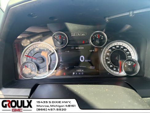 Used 2016 RAM 1500 Laramie w/ Convenience Group AWD/4WD image 16