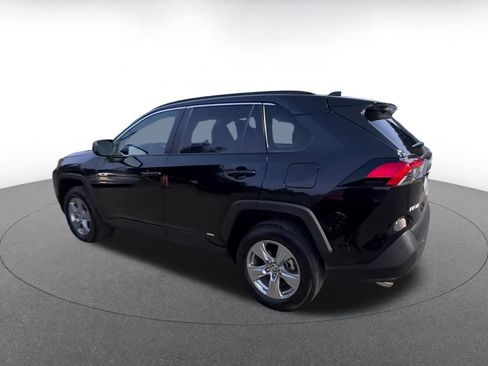 Used 2025 Toyota RAV4 LE image 10