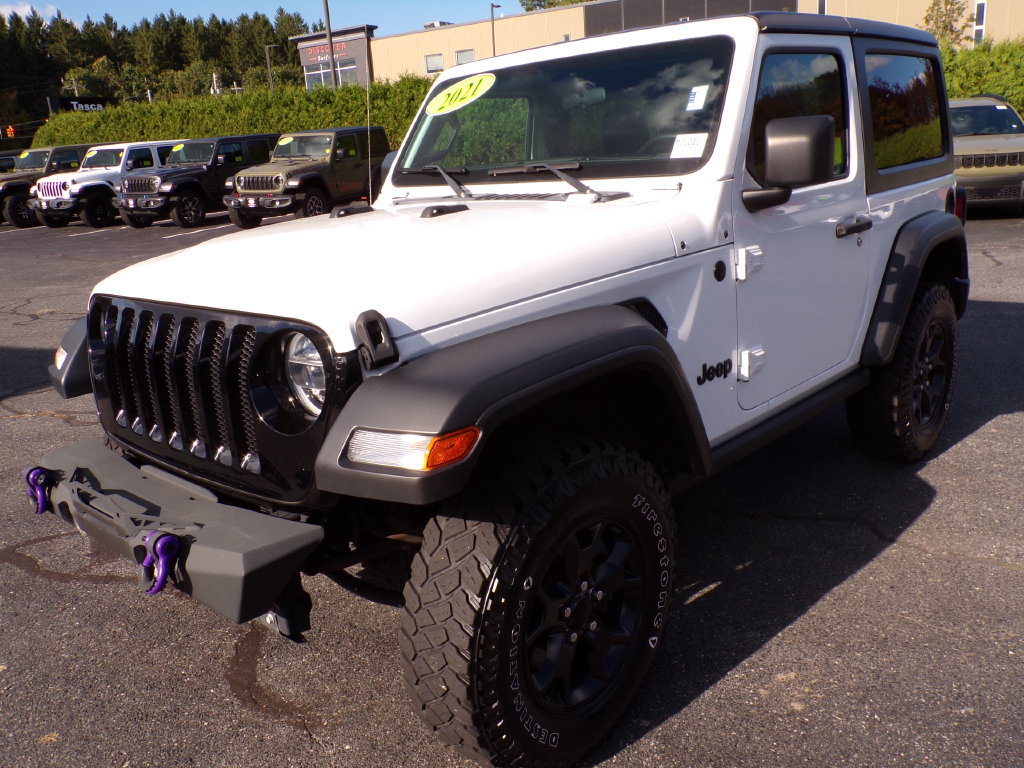 Used 2021 Jeep Wrangler Sport AWD/4WD image 3