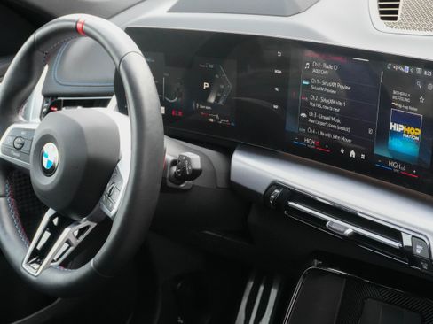 Used 2025 BMW X1 M35i image 10