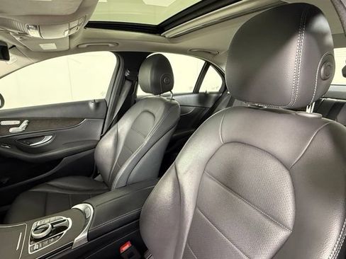 Used 2019 Mercedes-Benz C 300 Sedan image 15