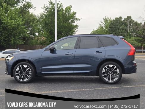 Used 2026 Volvo XC60 B5 Plus w/ Protection Package Premier AWD/4WD image 3