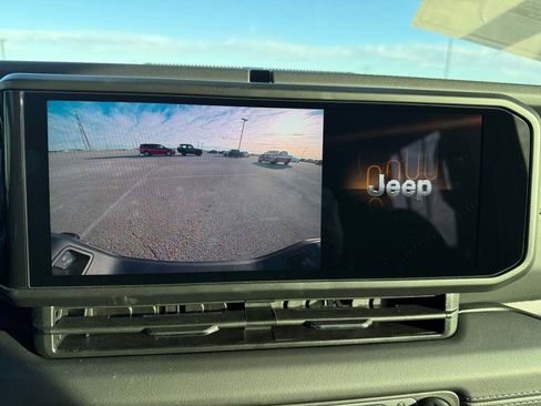 New 2026 Jeep Gladiator Sport image 30