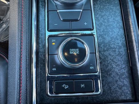 Certified 2022 Ford Expedition Max Limited image 32