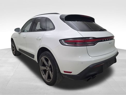 Used 2024 Porsche Macan image 7
