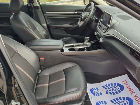 Used 2024 Nissan Altima 2.5 SR image 30