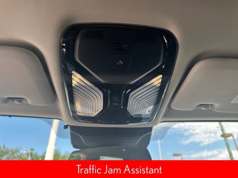 Used 2024 BMW X7 xDrive40i image 23