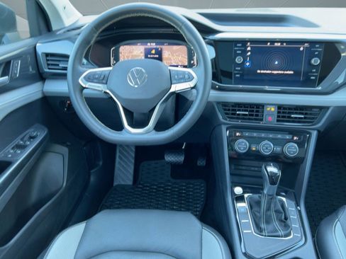 Used 2022 Volkswagen Taos SEL image 28
