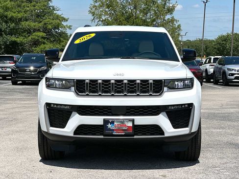 New 2026 Jeep Grand Cherokee L Limited RWD image 10