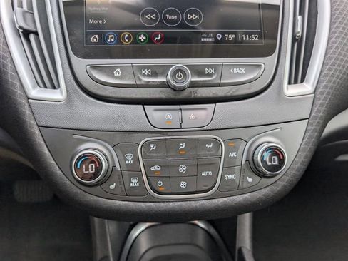 Used 2024 Chevrolet Malibu LT FWD image 17