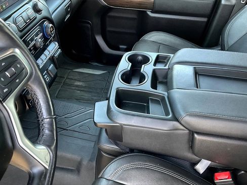 Used 2019 Chevrolet Silverado 1500 LT w/ All-Star Edition image 17