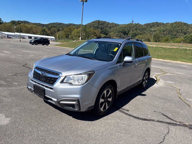 Used 2017 Subaru Forester 2.5i Limited AWD/4WD image 4