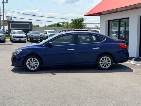 Used 2019 Nissan Sentra SV FWD image 3