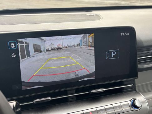 Used 2025 Hyundai Kona SEL image 17