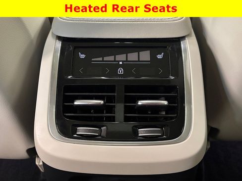 Used 2023 Volvo XC90 T8 Ultimate w/ Protection Package Premier AWD/4WD image 35
