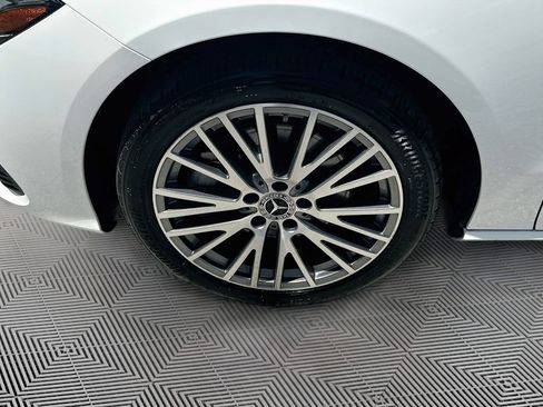Used 2025 Mercedes-Benz CLA 250 image 31