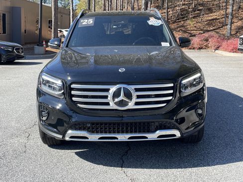 Certified 2025 Mercedes-Benz GLB 250 image 3