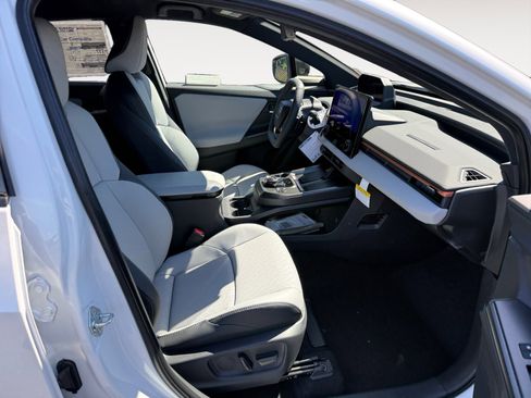 New 2026 Subaru Uncharted AWD image 19