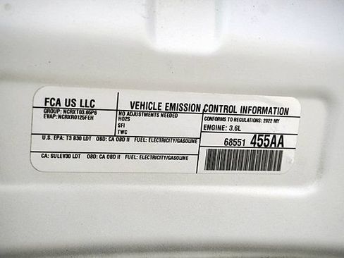 Used 2022 Chrysler Pacifica Touring-L FWD image 35