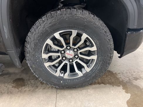 Used 2021 GMC Sierra 1500 AT4 w/ AT4 Value Package image 22