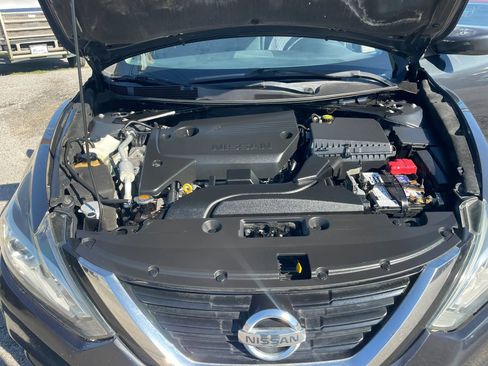 Used 2016 Nissan Altima 2.5 S w/ Power Driver Seat Package image 5