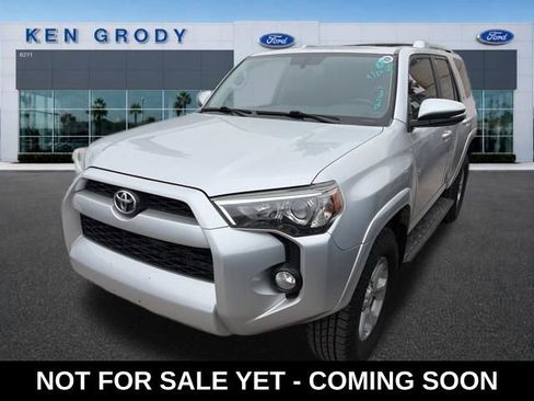 Used 2018 Toyota 4Runner SR5 Premium RWD image 1