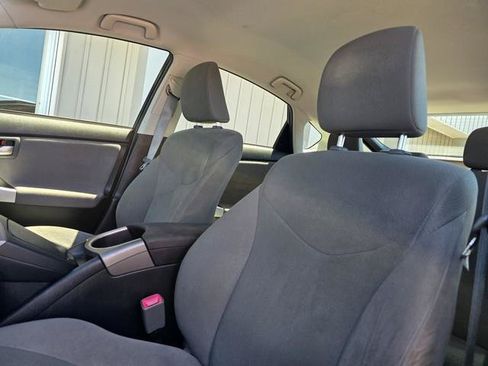 Used 2013 Toyota Prius Three FWD image 6